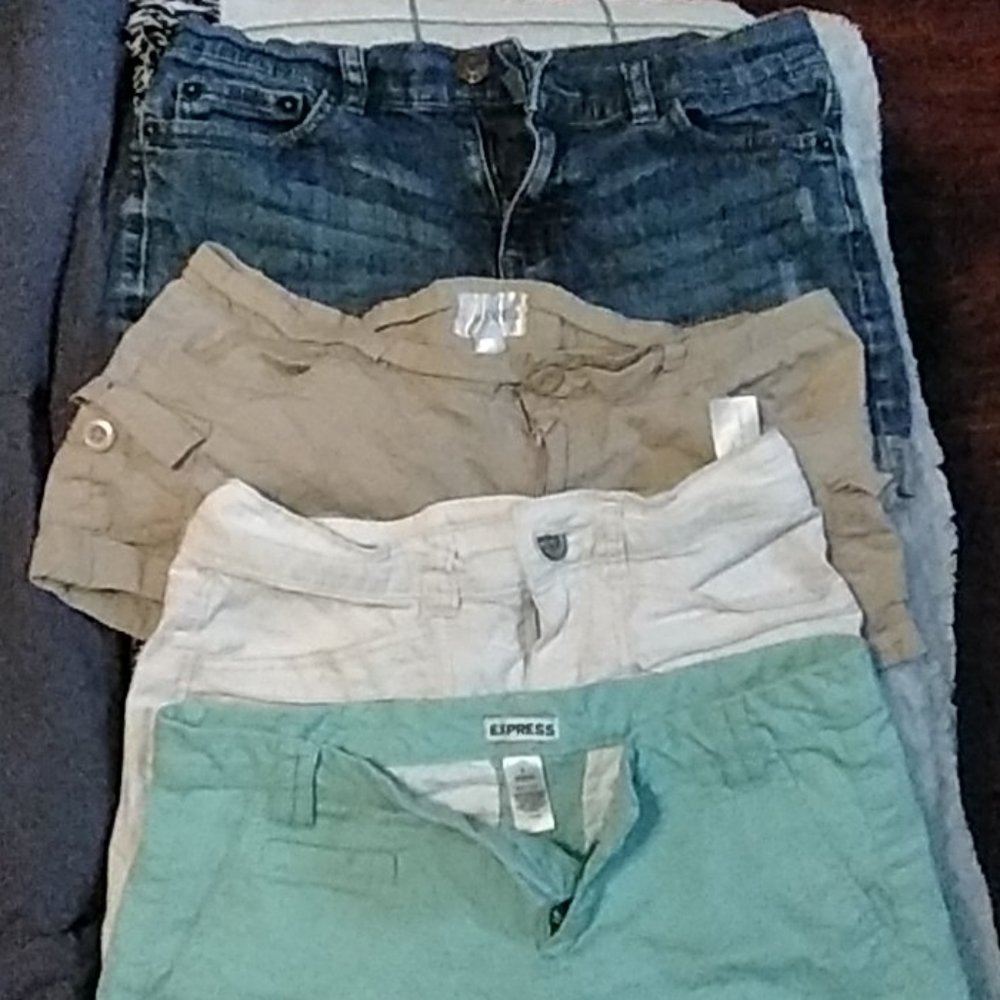 A bundle of shorts
